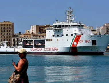 16 πρόσφυγες αποβιβάστηκαν από το «Diciotti» στην Ιταλία λόγω κρουσμάτων φυματίωσης